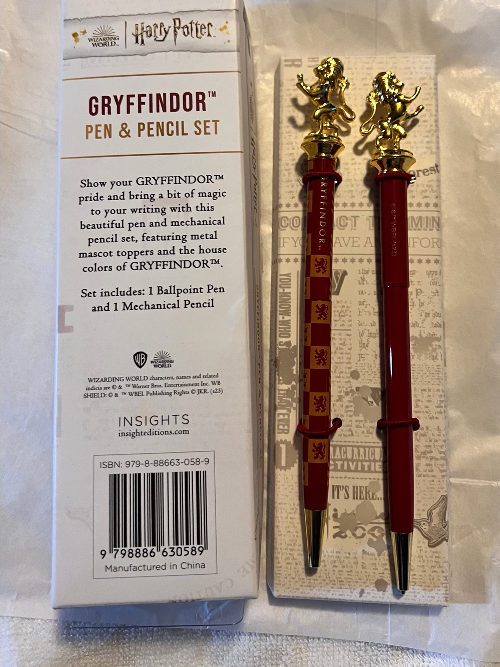 Gryffindor Pen & Mechanical Pencil Set - Red with Gold Lion Toppers